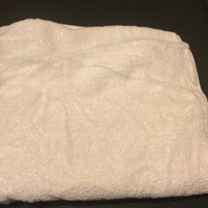Finest Cotton Bath Towel white